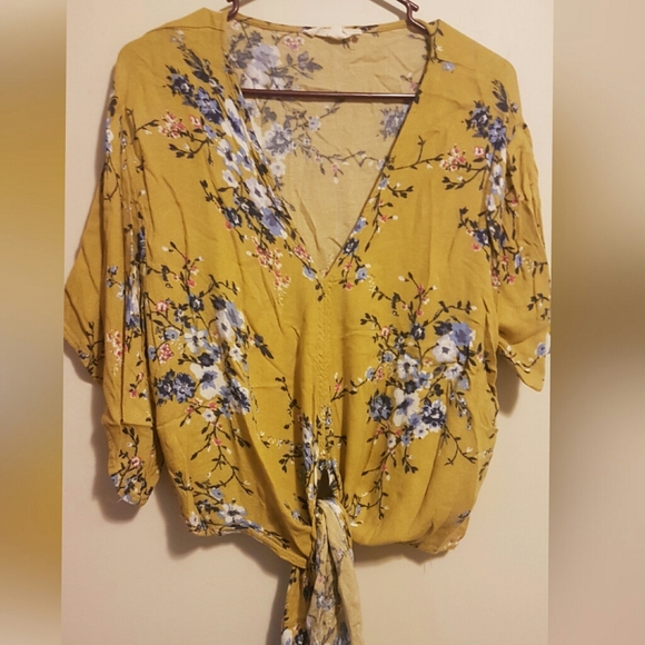 lovestitch Tops - Love stitch top